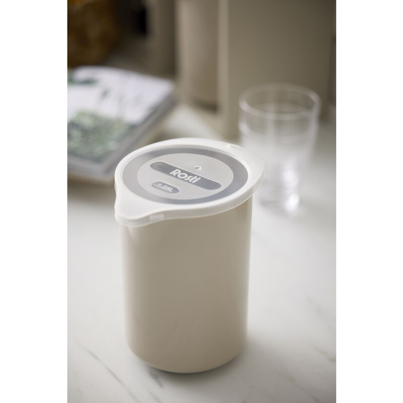 NEW Classic Mixing jug with lid