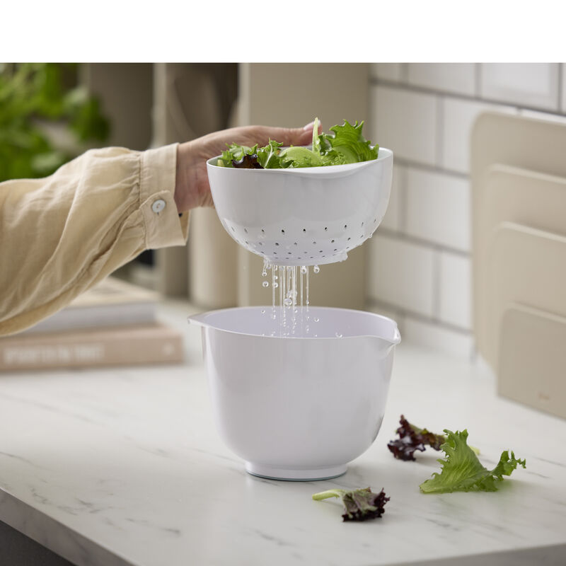 NEW Margrethe Mixing bowl with colander