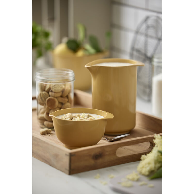 NEW Classic Mixing jug