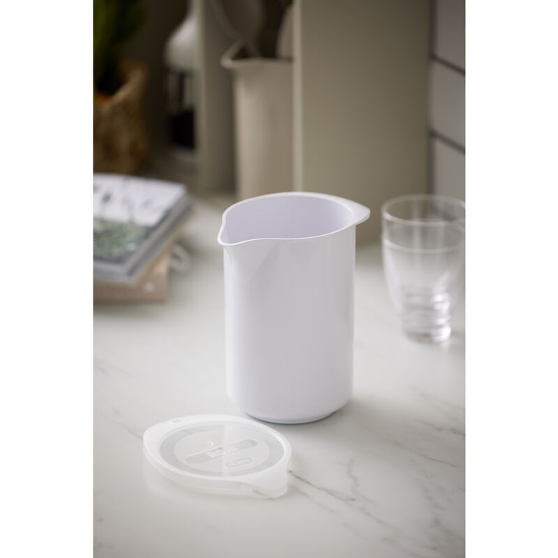 NEW Classic Mixing jug with lid