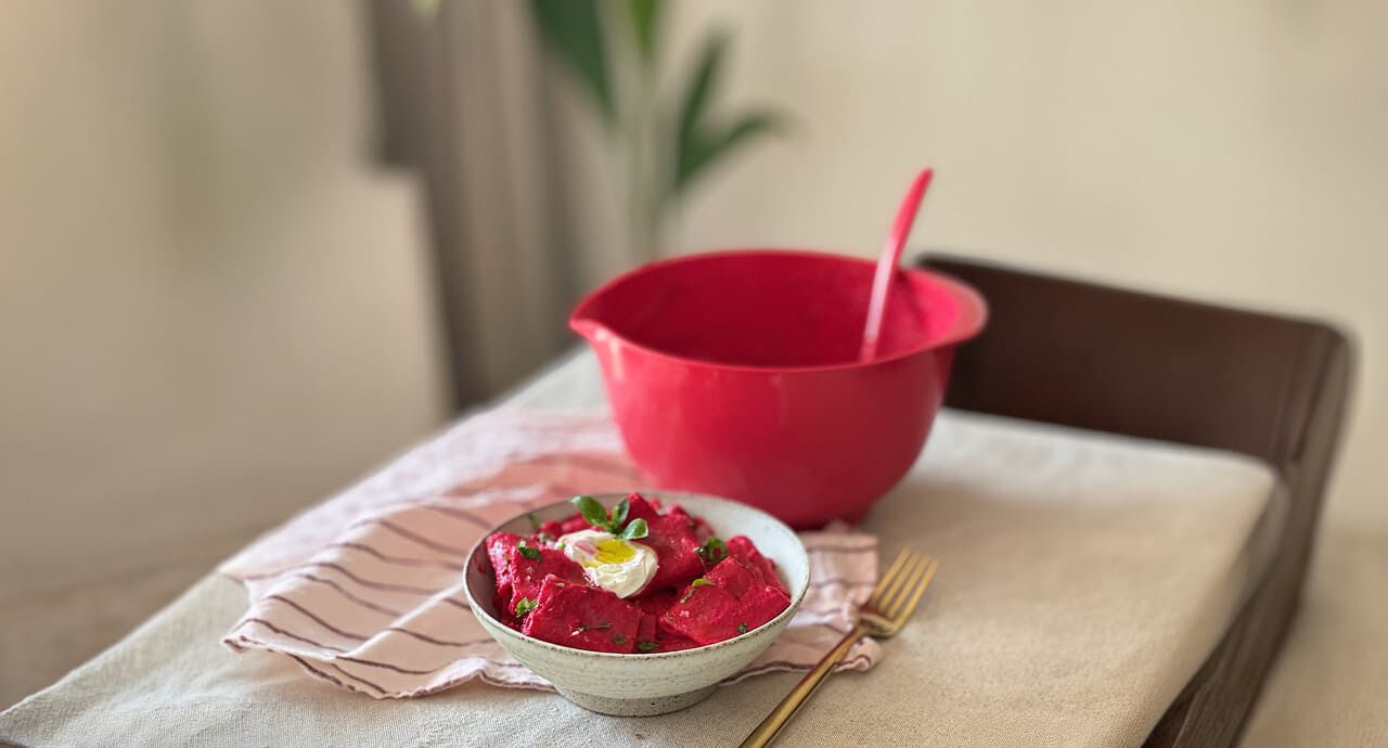 Kr&auml;mig r&ouml;dbetspasta